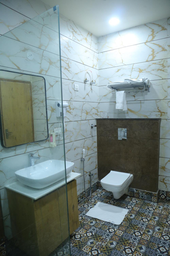 Bathroom 3, Rosewood Grand, Faridabad