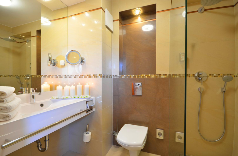 Bathroom 4, Hotel Hanseatic - adults only, Kołobrzeg