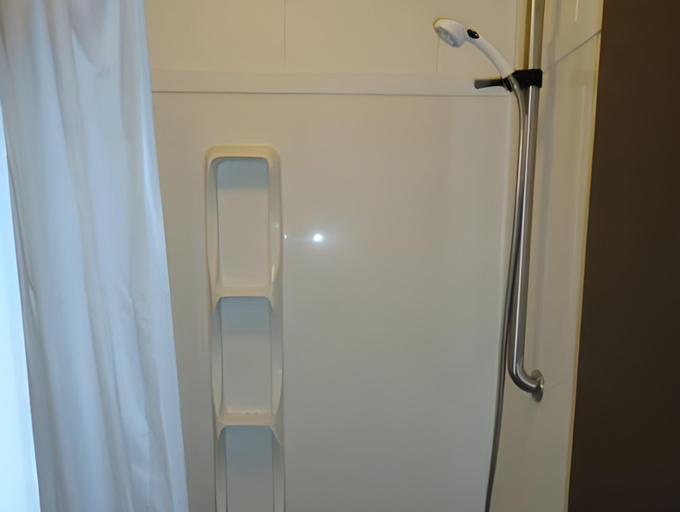Bathroom 4, Hotel De La Borealie, Le Domaine-du-Roy