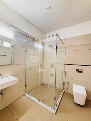 Bathroom 4, Maharani Hotel, Kozhikode