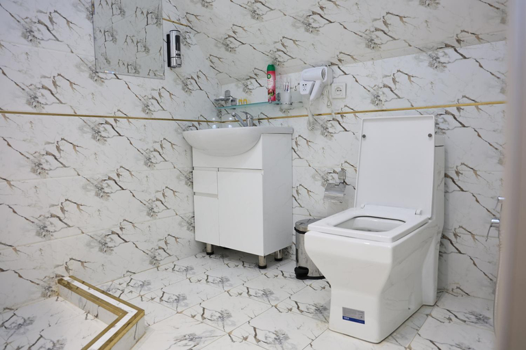 Bathroom 3, Nur Maskan Hotel, Tashkent City