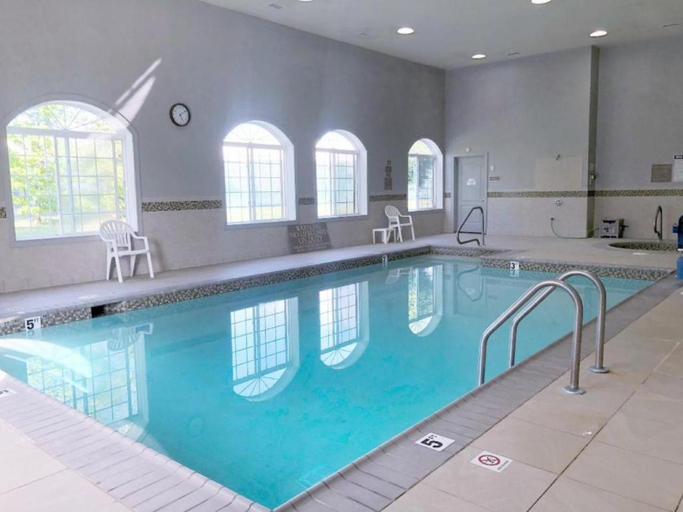 Sport & Beauty 5, Country Inn & Suites by Radisson, Baltimore North, MD, Baltimore