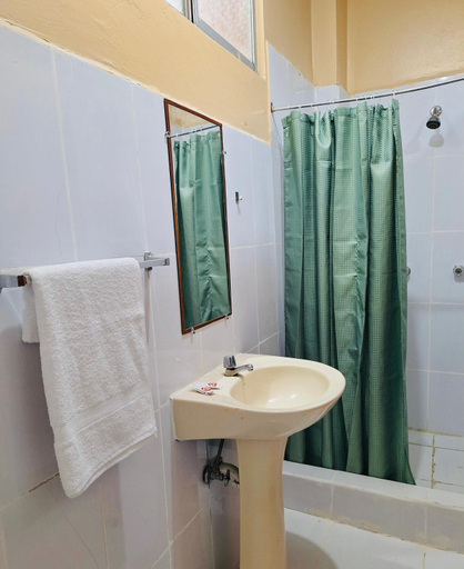 Bathroom 5, Travel Hotel Quito, Quito