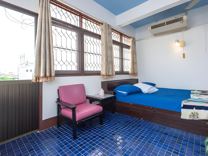 Bedroom 2, Prasuri Guest House, Phra Nakhon