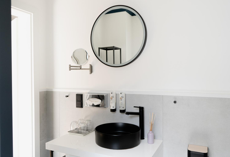 Bathroom 2, KRACHER Familienapartment Landhaus No 4 - inklusive Pool, Neusiedl am See