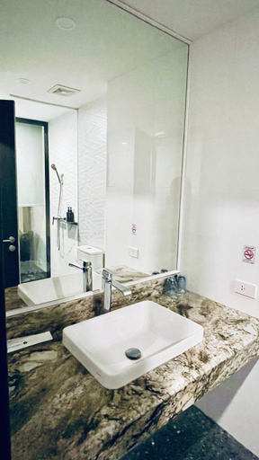 Bathroom 5, Sibtis Hotel, Muang Lampang