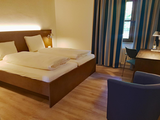 Bedroom 3, Tagungshaus Wernau, Esslingen