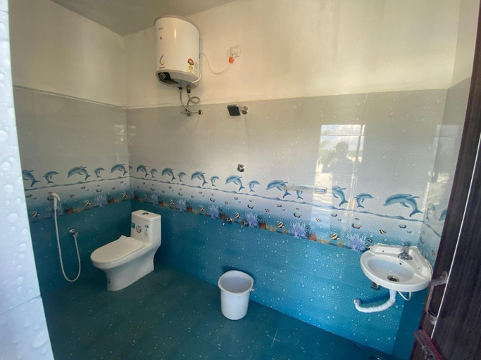 Bathroom, La Antilia Luxury, Viluppuram