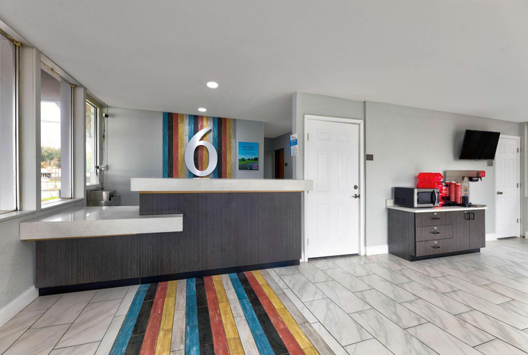 Public Area 2, Motel 6 Corbin, KY, Whitley