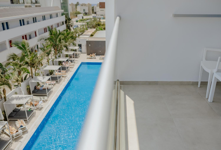 Sport & Beauty 2, Seasons Hotel (Adults Only)