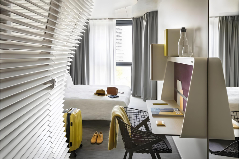 Bedroom 2, OKKO Hotels Strasbourg Centre, Bas-Rhin