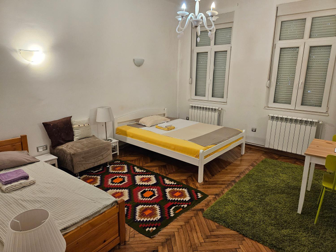 Others 3, Cricket 2 Hostel, Belgrade