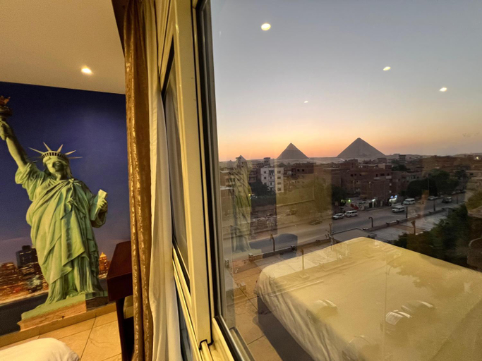 Others 4, King Khafren Pyramids View, Al-Ahram