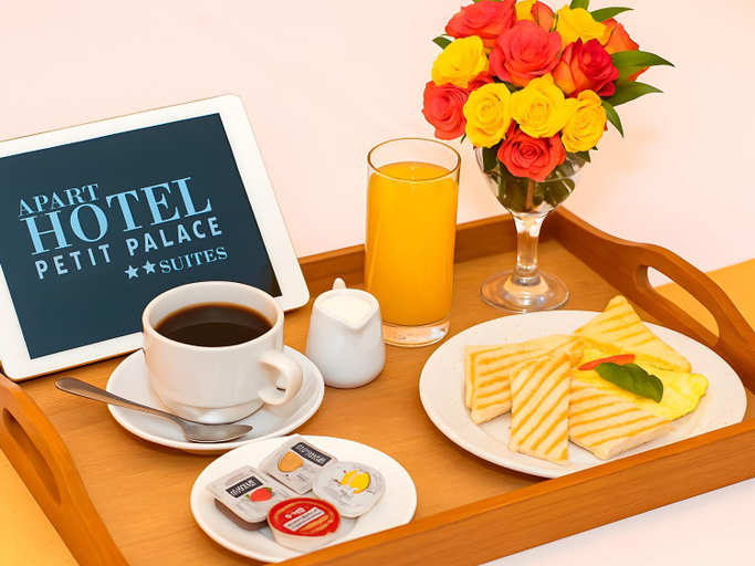 Food & Drinks 5, Apart Hotel Petit Palace Suites, Lima