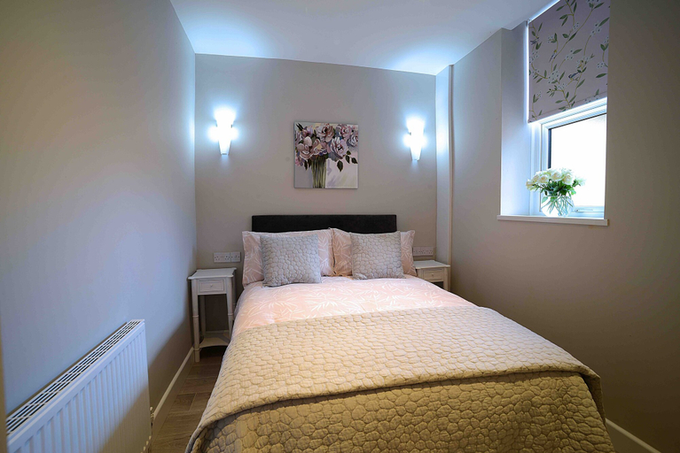 Bedroom 2, Twelve Holiday Apartments, Blackpool