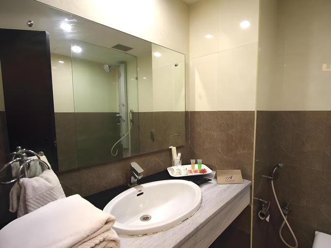 Bathroom 4, The Ashok Beach Resort, Viluppuram