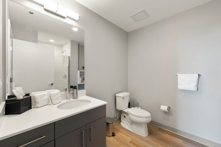 Bathroom 4, ENVITAE Hotel 4 Bedroom Luxury Apartments, Cook