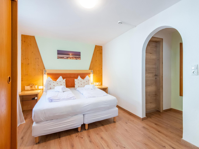 Bedroom 3, Chalet in Oberau near Ski Slopes, Kufstein