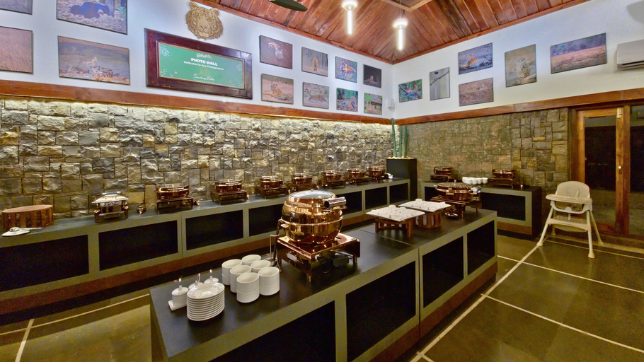 Food & Drinks 4, Tathastu Bandhavgarh, Umaria