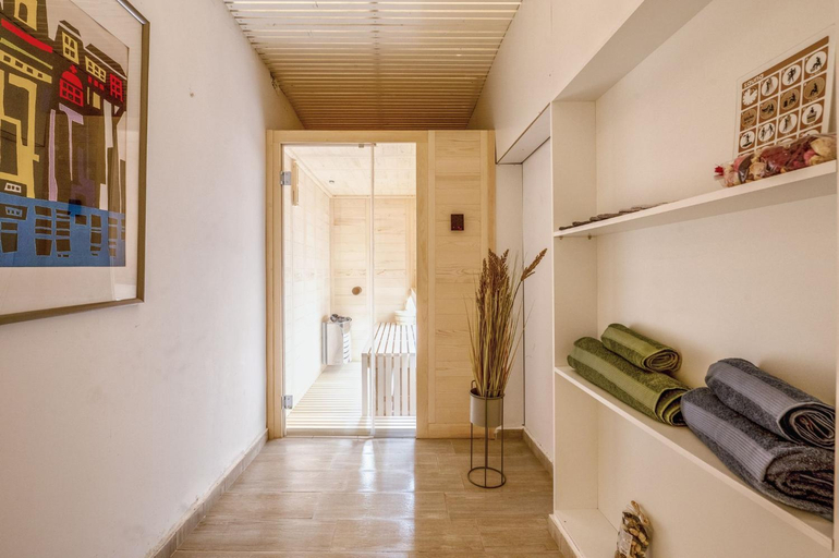 Others 2, Adelos III Bloom Villa 5BR 360m - Sauna - Rooftop, Attica