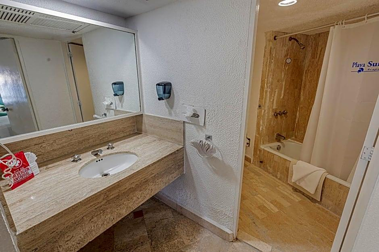 Bathroom 4, Playa Suites Acapulco, Acapulco de Juárez