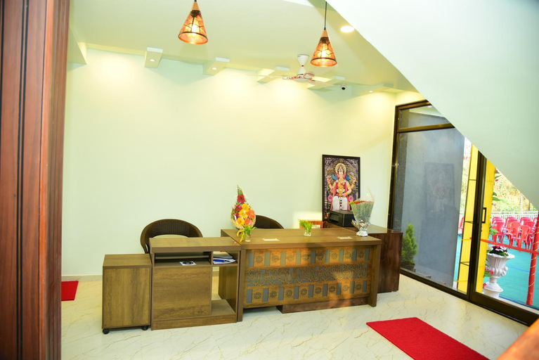 Public Area 2, Hotel Shalini Palace, Ratnagiri