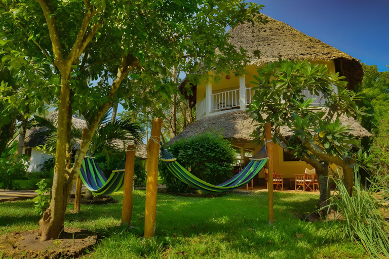 Others 4, Upani in Diani, Msambweni