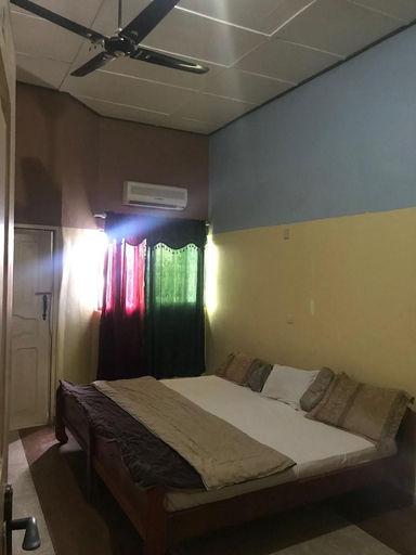 Bedroom 2, Heritage Investments Hotel, Tema
