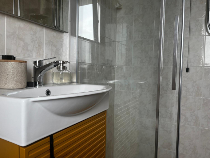 Bathroom 5, diana rooms, Vicenza