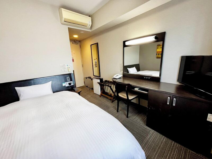 Bedroom 2, Hotel Route Inn Nanao Ekihigashi, Nanao