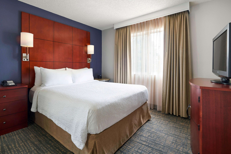Bedroom 5, Sonesta ES Suites Annapolis, Anne Arundel