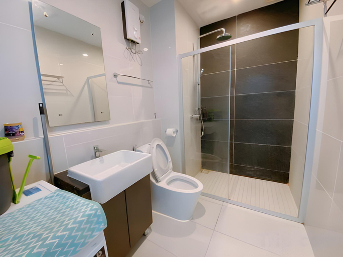 Bathroom 4, Country Garden Danga Bay by Lions Bay, Johor Bahru