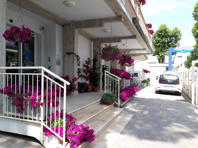Entrance 2, Residence Onda Blu 2, Ravenna