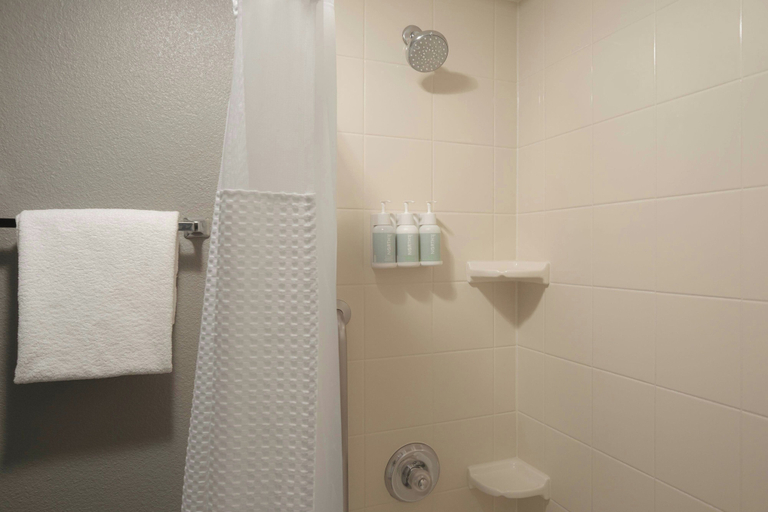 Bathroom 4, Courtyard by Marriott Louisville East, Jefferson