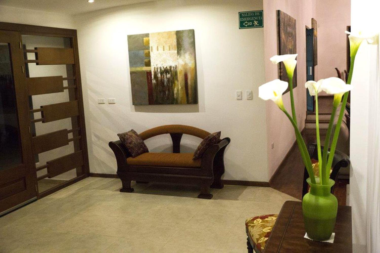 Public Area, Casa del Viajero, Quito