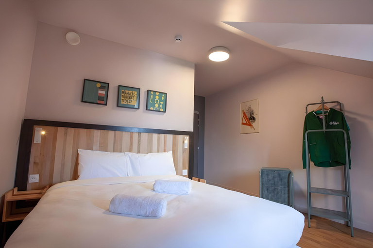 Bedroom 3, The People Strasbourg, Bas-Rhin
