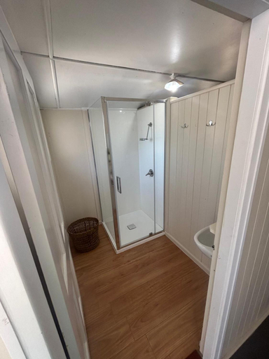 Others 5, Railway Hotel, Cooloola - Gympie only
