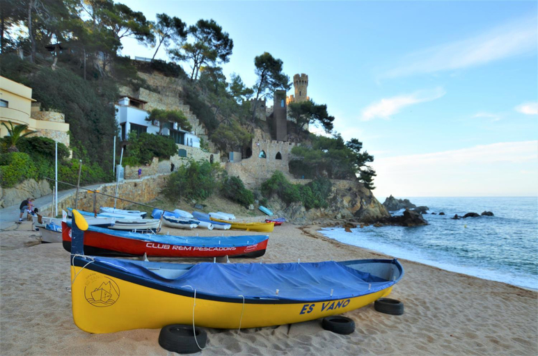 4, Villa Suria 8 people Lloret de mar, Girona