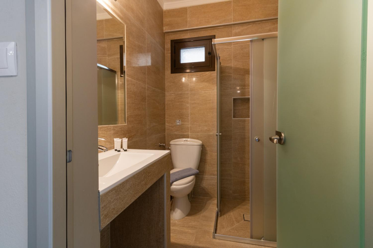 Bathroom 5, kassandrinos apartments apostolos, Central Macedonia