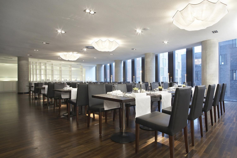 Food & Drinks 5, Empire Riverside Hotel, Hamburg