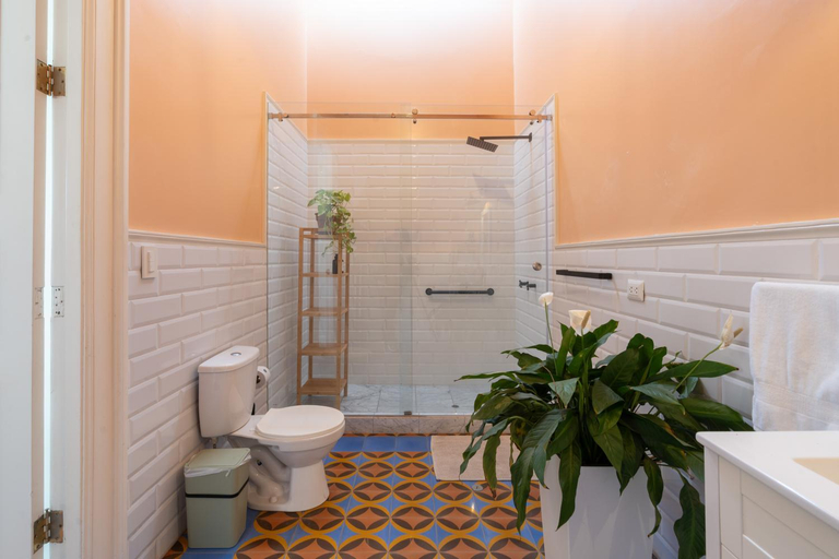 Bathroom 3, Casa Caceres, Lima