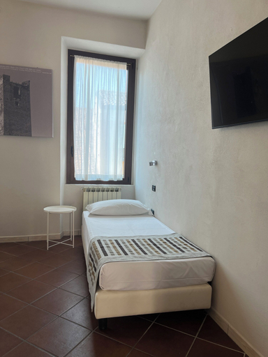 Bedroom 4, Residenza Accademia , Mantegna Hotels, Mantua