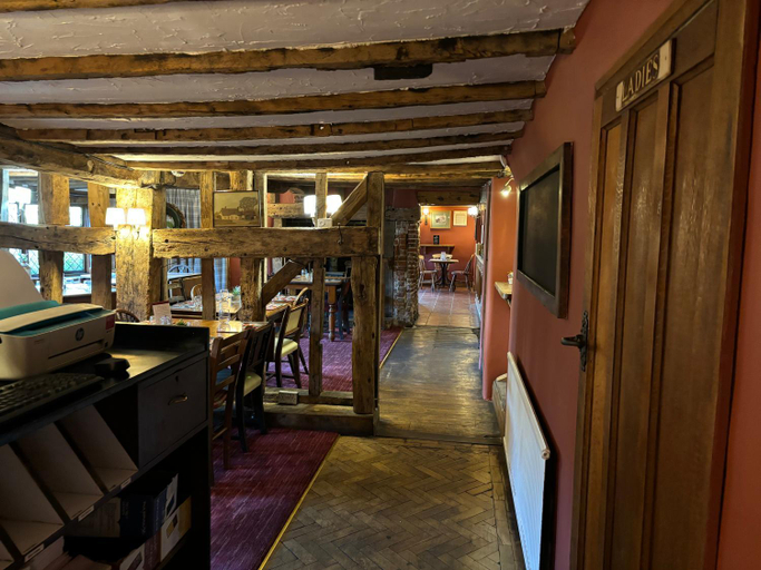 Others 5, The Red Cow, Cambridgeshire