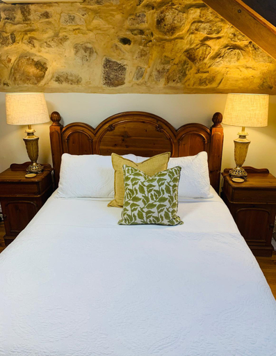 Bedroom 2, Clare Valley Heritage Retreat                                                               , Clare and Gilbert Valleys