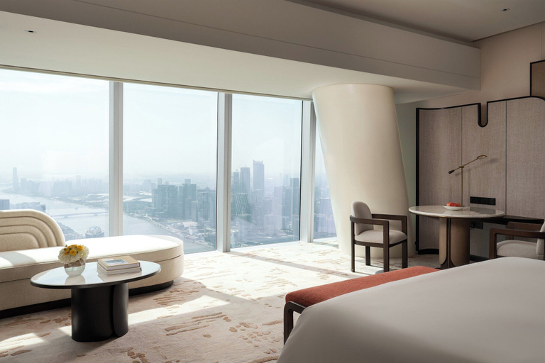 Bedroom 4, Four Seasons Guangzhou, Guangzhou