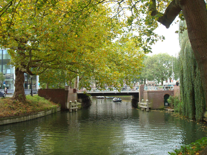 Others 3, Historic canal house in green residential area, Utrecht