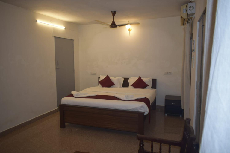 Bedroom, Le Epic Resort , Puducherry