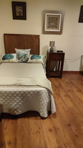 Bedroom 4, Hotel Baviera, Jaén