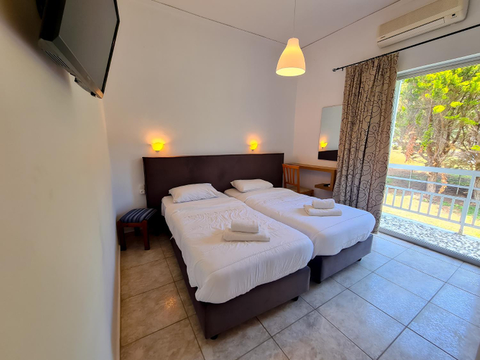 Bedroom 3, Glyfa Beach Hotel, West Greece