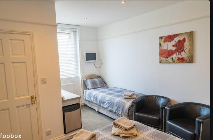 Bedroom, Weymouth Bay Hotel, Dorset